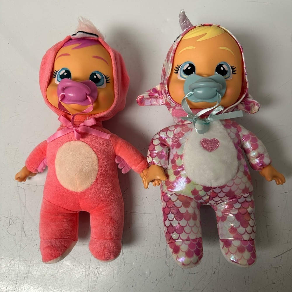 Cry Babies Set of 2 Dolls Flamingo and Dino